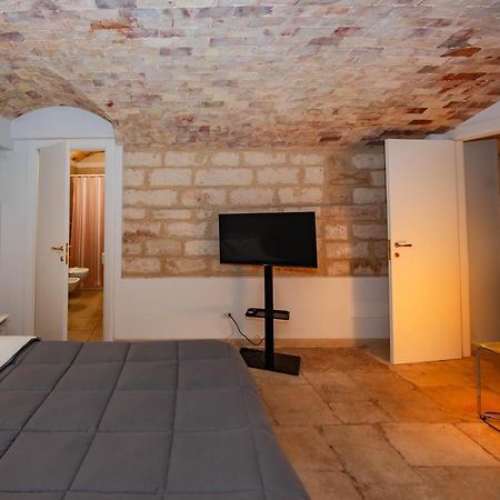 Stone House Apartment Bari Bagian luar foto